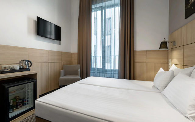 Отель Wellton Centrum Hotel & Spa