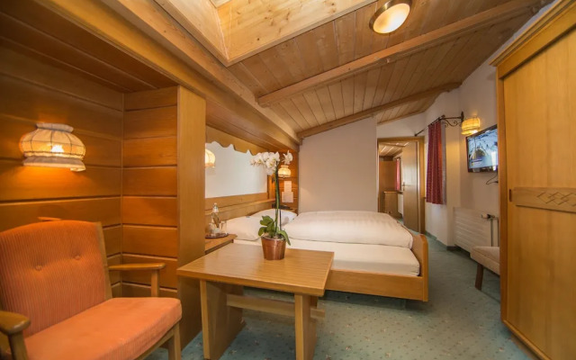 Hotel Cresta