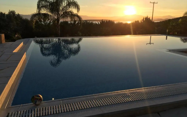 Luxe Villa Livadia, 10 personen