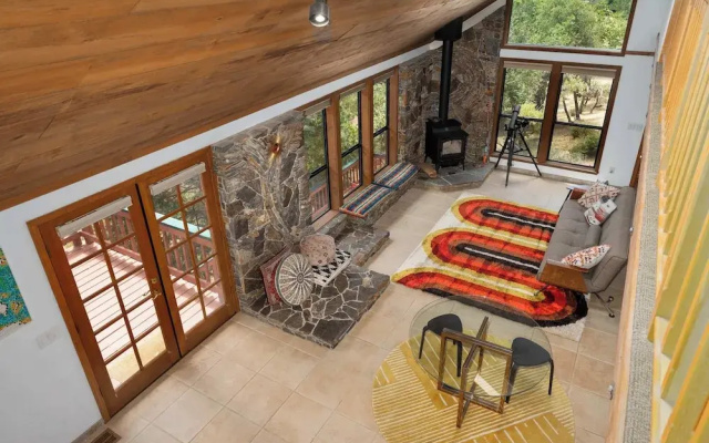 Happy Days Retreat With Private Pool!