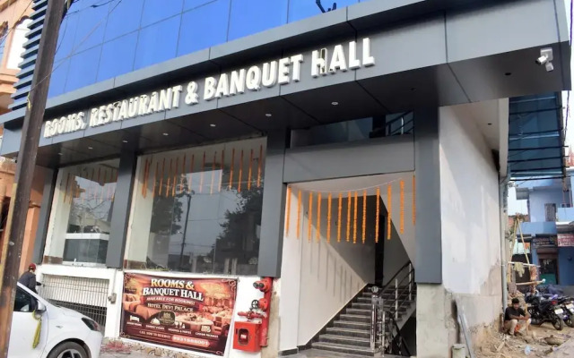 Hotel Devi Palace
