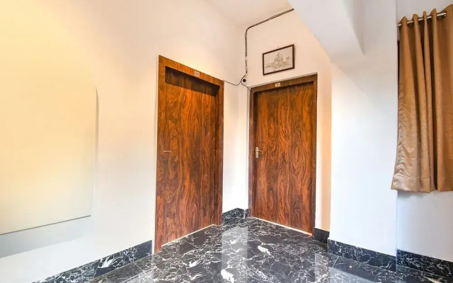 FabHotel Golden Suites