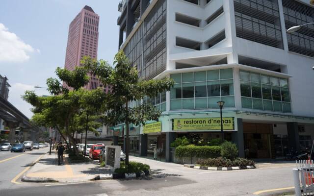 OYO Home 791 Luxury 2 Bedroom Vue Residence in Kuala Lumpur, Malaysia from 78$, photos, reviews - zenhotels.com hotel front