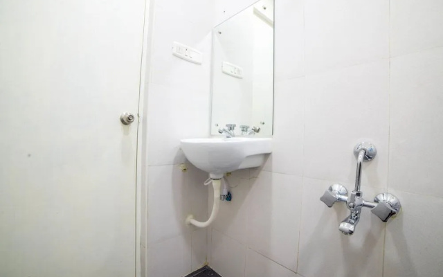 OYO 6375 Perungudi