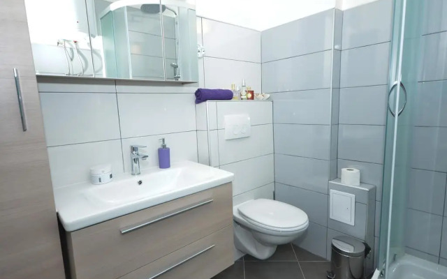 Sunshine Apartment