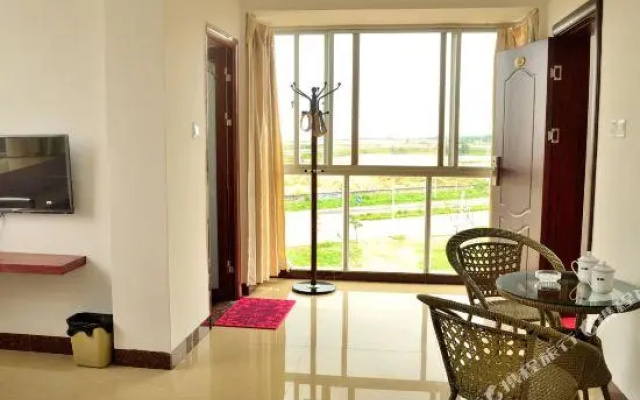 88 Bay Hostel