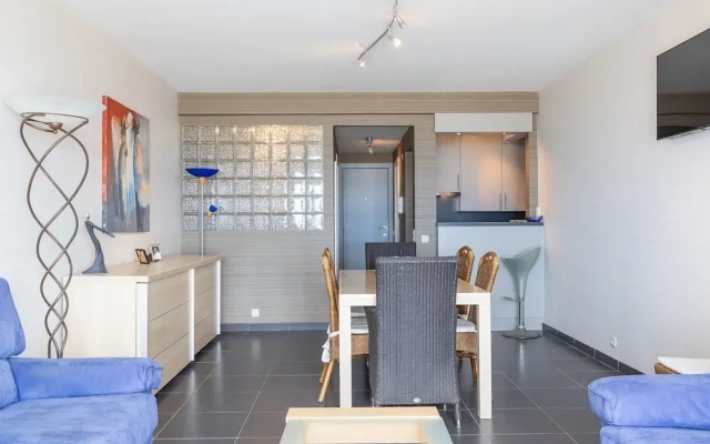 Studio on the 3rd Floor With Phenomenal sea View