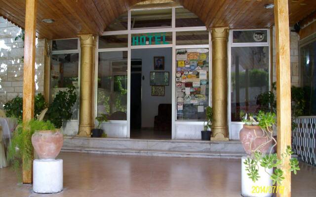 Отель Mussa Spring Hotel Иордания, Вади-Муса - отзывы, цены и фото номеров - забронировать отель Mussa Spring Hotel онлайн вид на фасад