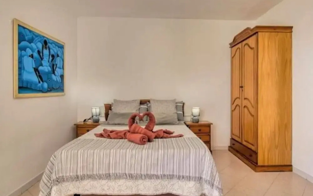 Apartment in Adeje Near Playa Fanabe
