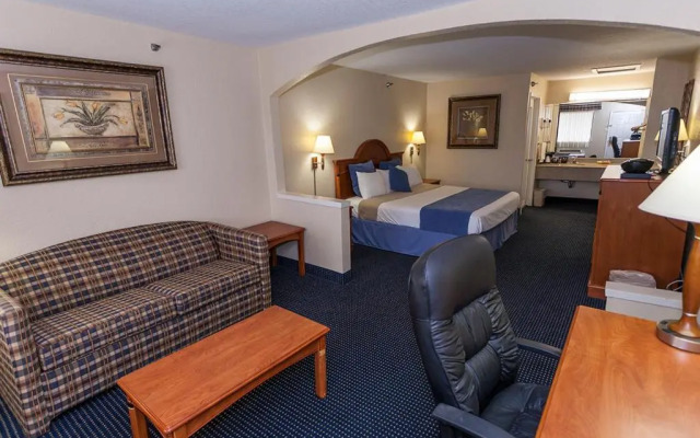 Downtowner Inn and Suites Hobby