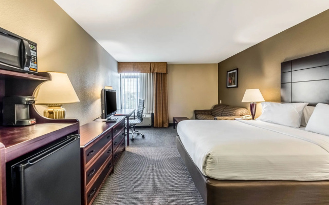 Clarion Hotel - Cincinnati North