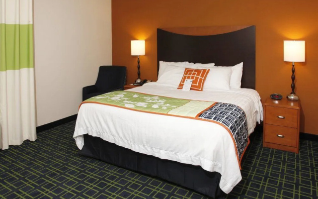 Fairfield Inn & Suites Madison East