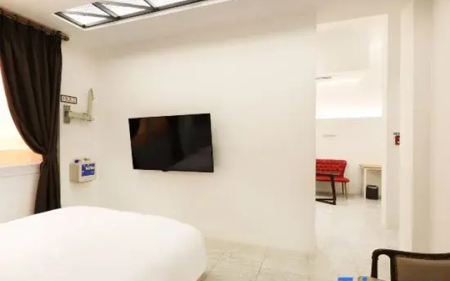 Yeoju Ace Hotel