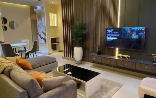 Wood & Cleaver Apartment