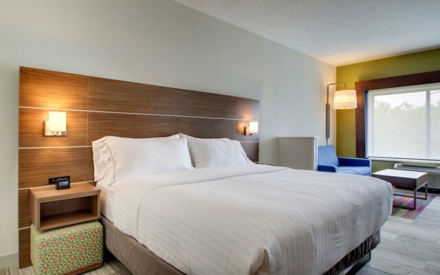 Holiday Inn Express & Suites Aurora - Naperville 0