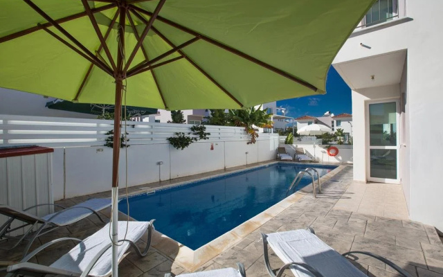 Avra Villas