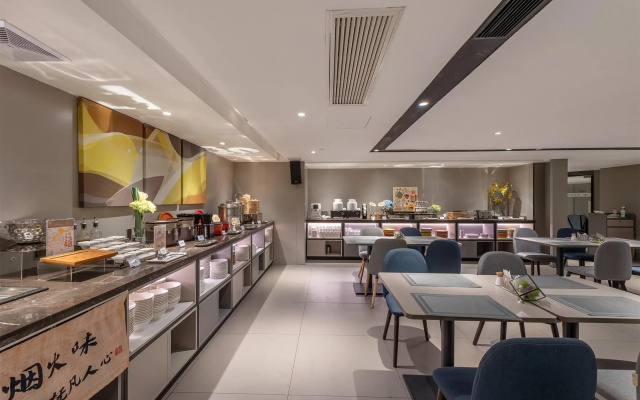 Homeinn Selected Hotel (Guangzhou Zhujiang New Town Wuyangcun Subway Station)