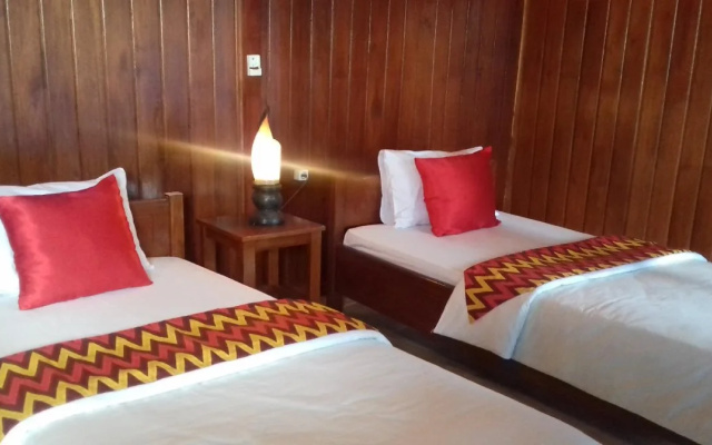 Honey Bay Resort Lembeh