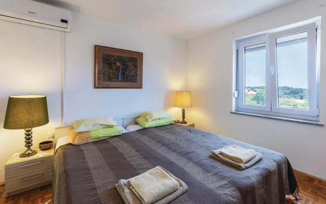 Nice Home in Premantura With Wifi and 4 Bedrooms