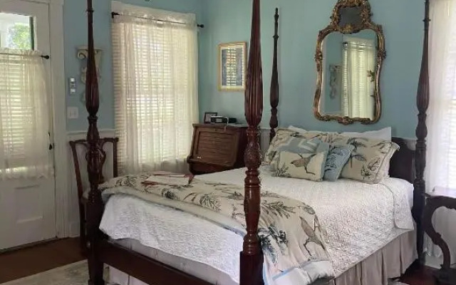 Historic Rosemont Manor