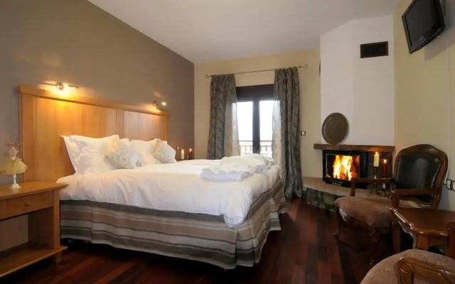 Hotel Mimallones