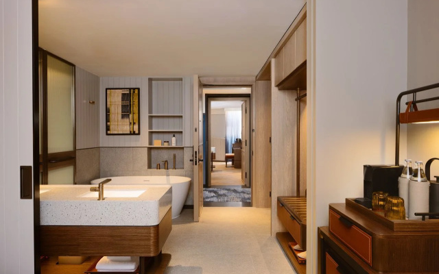 Canopy by Hilton Bangkok Sukhumvit