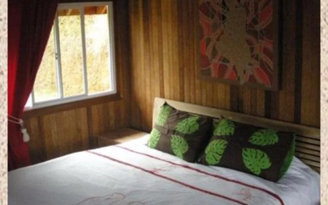 Pension La Perruche Rouge