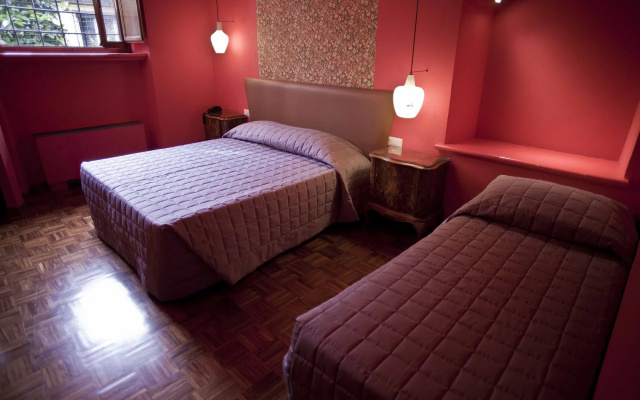 Hotel Diana