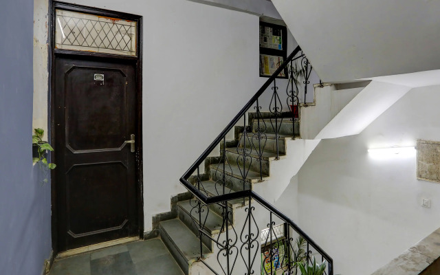 Sunrise Villa Near Select Citywalk Mall