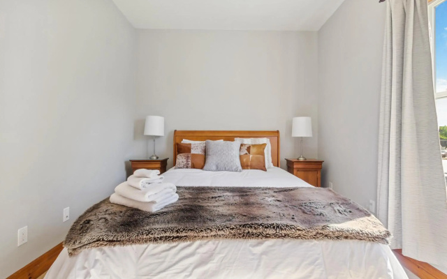 Blue Mountain 3 bedroom Dream Chalet 81590
