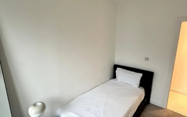 Frogley Park Cozy Apartment