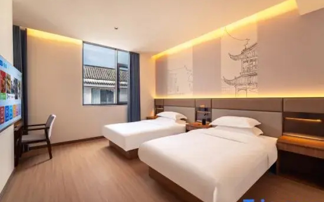 Xidi Yunyi Qiushang Resort Hotel