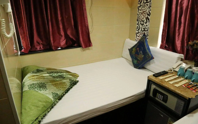 Everest Inn Guest House