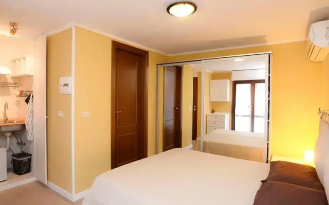 Panoramic Quite Suite by Metro