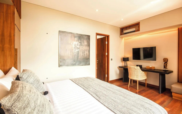 Luxury 6BR Canggu 400m to Finns Beach