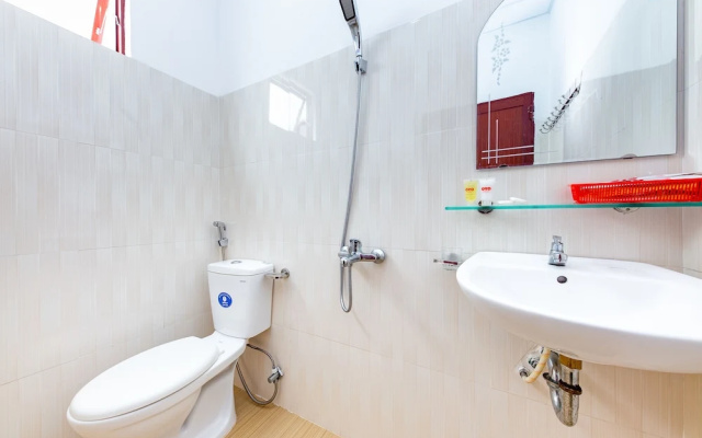 Hoa Mai Hotel by Oyo Rooms