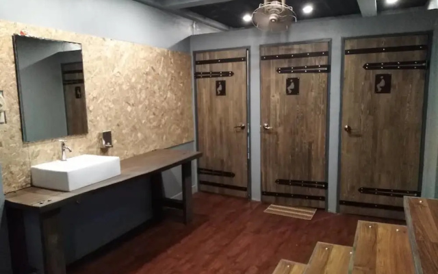 Chang Bed and Bar Hostel - Adults Only