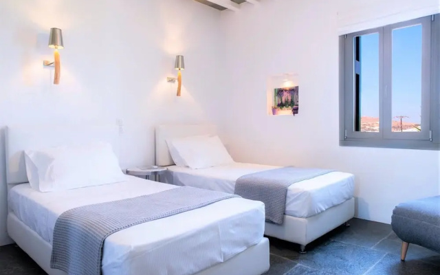Villa Arades Sifnos with Private Pool
