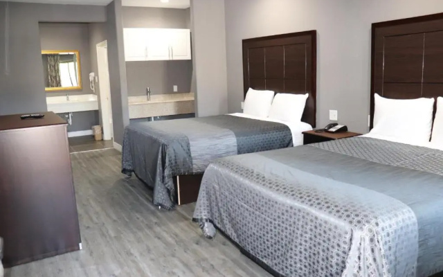 Atlantis Inn and Suites