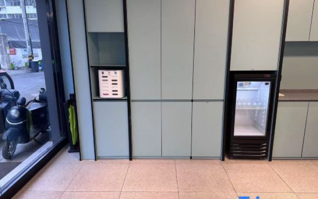 Hi Inn (Yangzhou East Station Hangji Central Plaza)