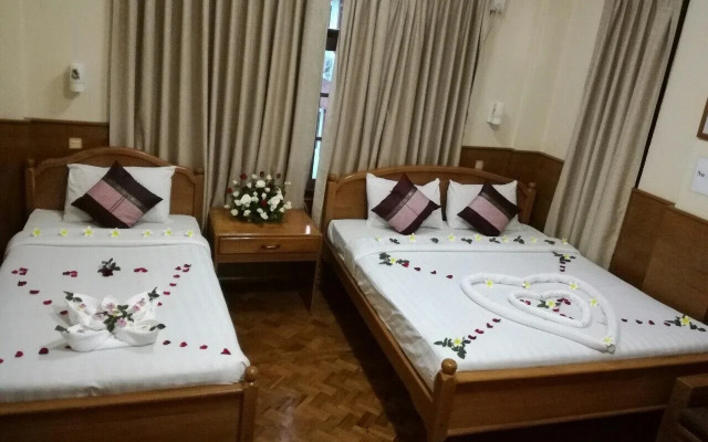 Gold Star hotel