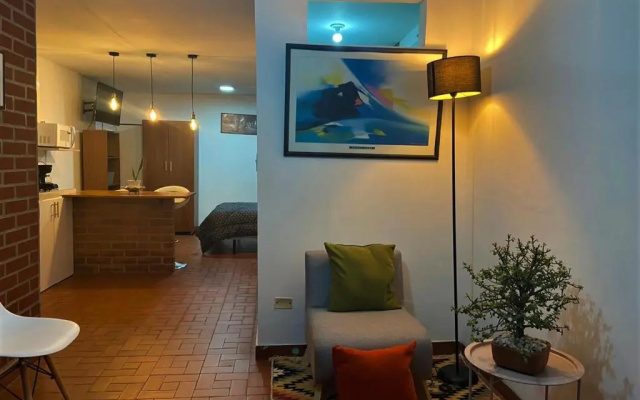 Mercanti Apts Caney