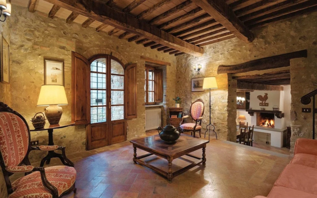 Tower House in Umbria With Pool and Garden