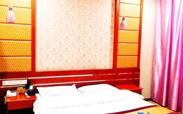 Dream Express Hotel (Wenshan Qihua Square Branch)