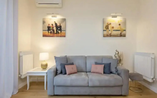 Apartment Near Historic Center and Lake Promenade