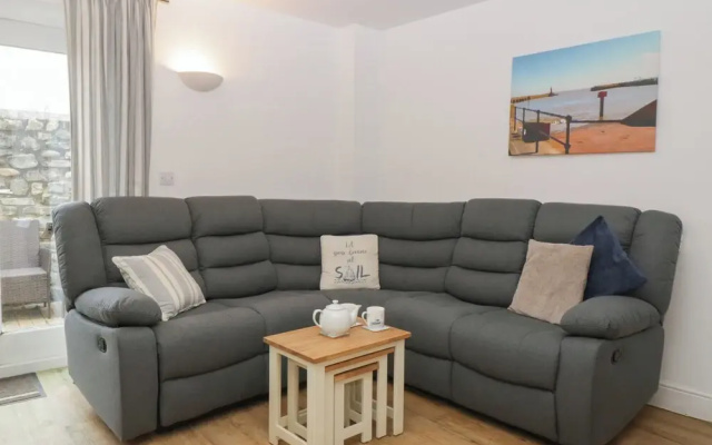 6 Malthouse Court