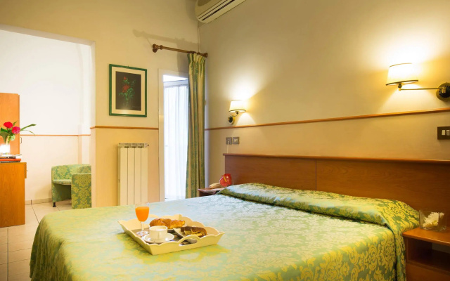 Hotel Montreal