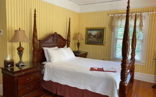 Historic Rosemont Manor