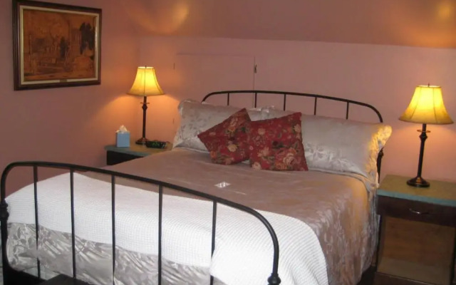 Phoenix House B&B