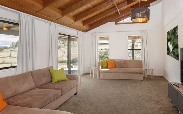Peak View House